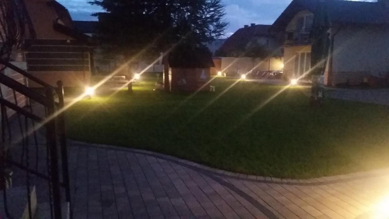 Villa Nobis ウェバ エクステリア 写真